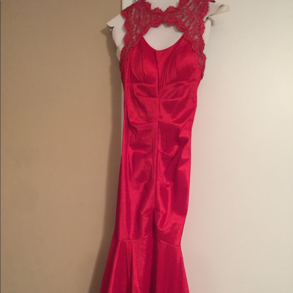 Red mermaid dress